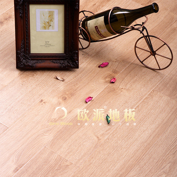 實(shí)木地板